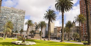 Independence_Square_in_Montevideo