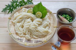 cold udon noodles