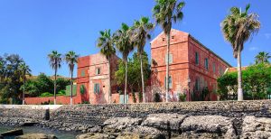 colorful_Dakar_houses